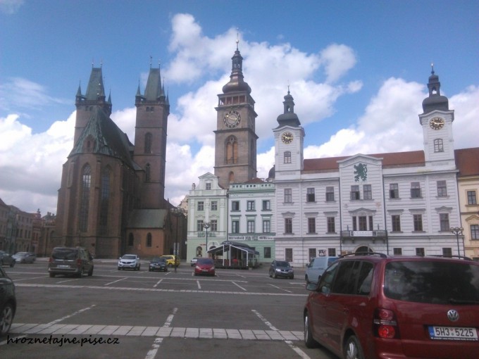 namesti02